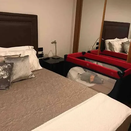 Centrico Y Moderno Con Vistas A La Ria Vigo