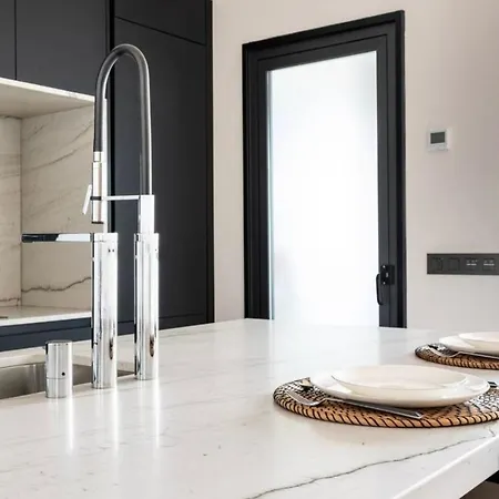 Centrico Y Moderno Con Vistas A La Ria Vigo